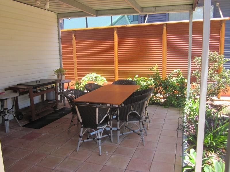 25 The Parade, North Haven NSW 2443