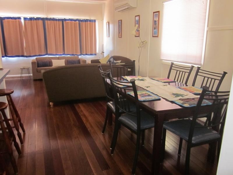 25 The Parade, North Haven NSW 2443