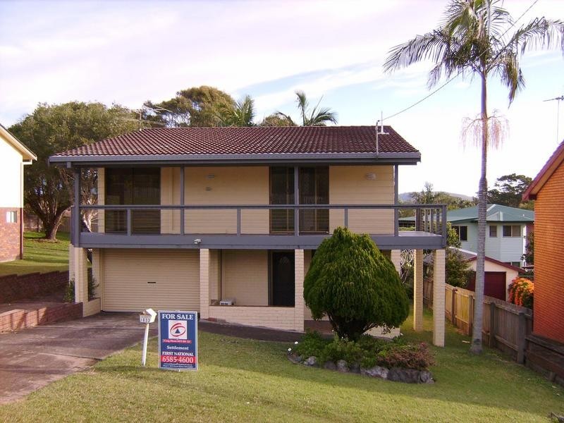 1633 Ocean Drive, Lake Cathie NSW 2445