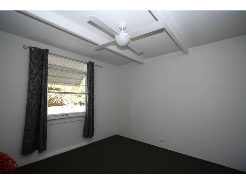 1 Leighton Close, North Haven NSW 2443