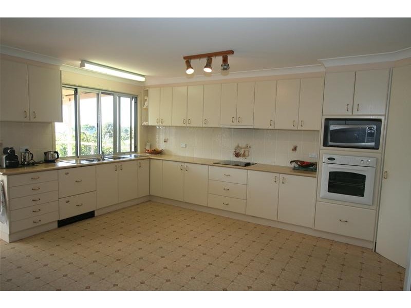 8 Seaview Street, Bonny Hills NSW 2445