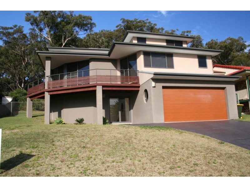 24 Scarborough Way, Dunbogan NSW 2443
