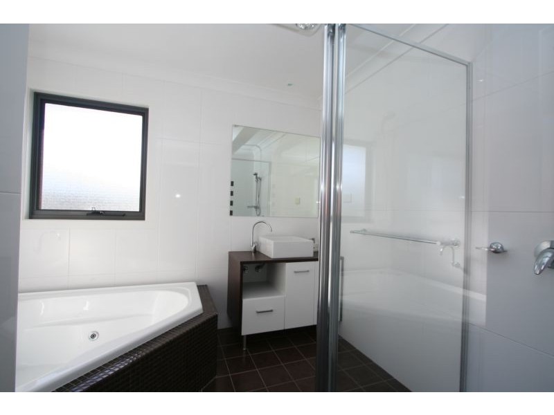 24 Scarborough Way, Dunbogan NSW 2443