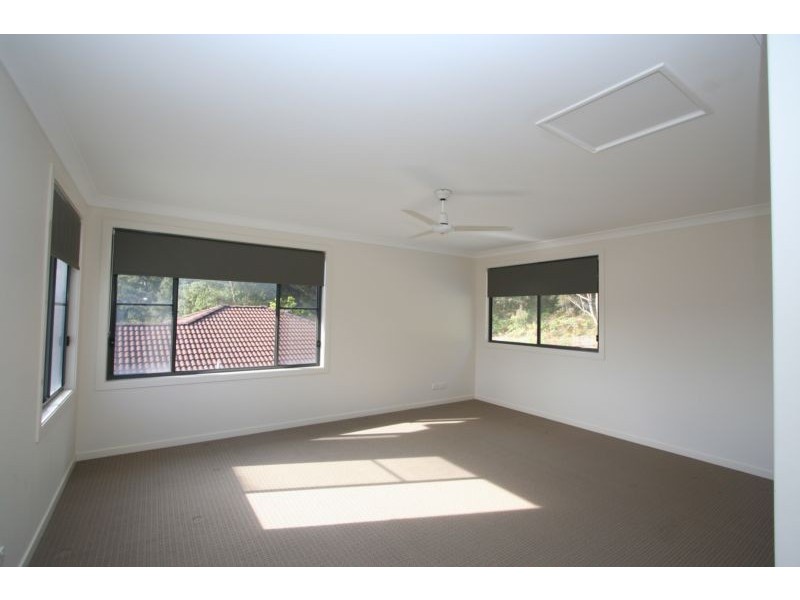 24 Scarborough Way, Dunbogan NSW 2443