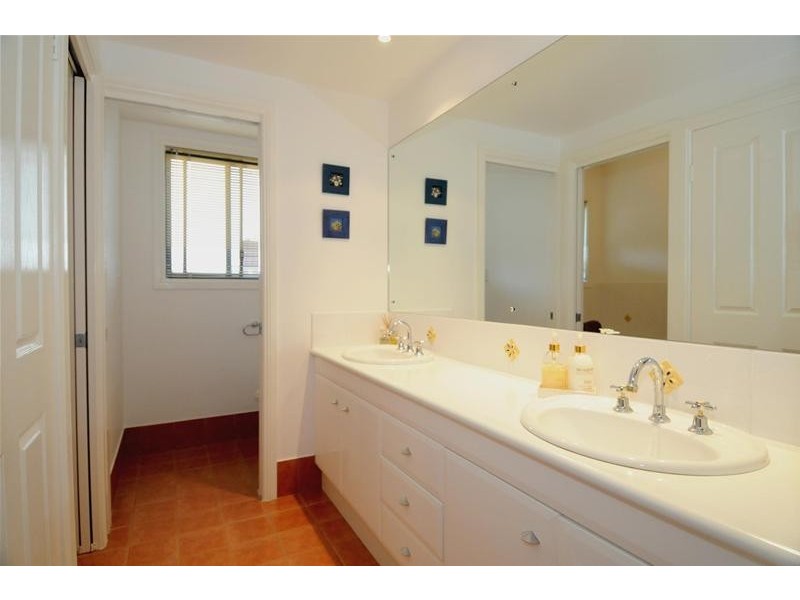 16 Reliance Crescent, Laurieton NSW 2443