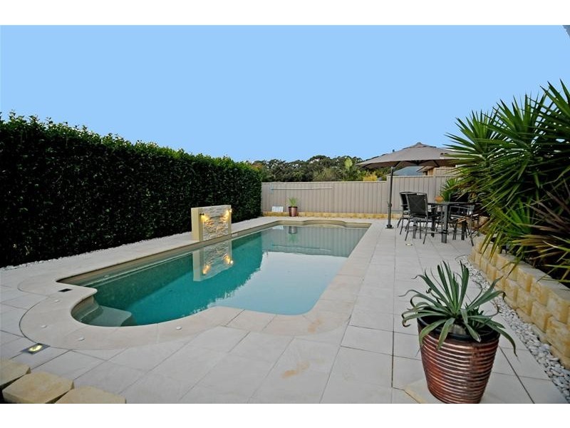 16 Reliance Crescent, Laurieton NSW 2443