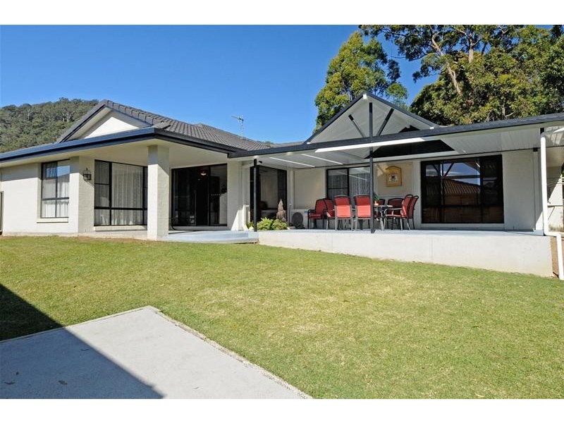 7 Laura Place, Laurieton NSW 2443