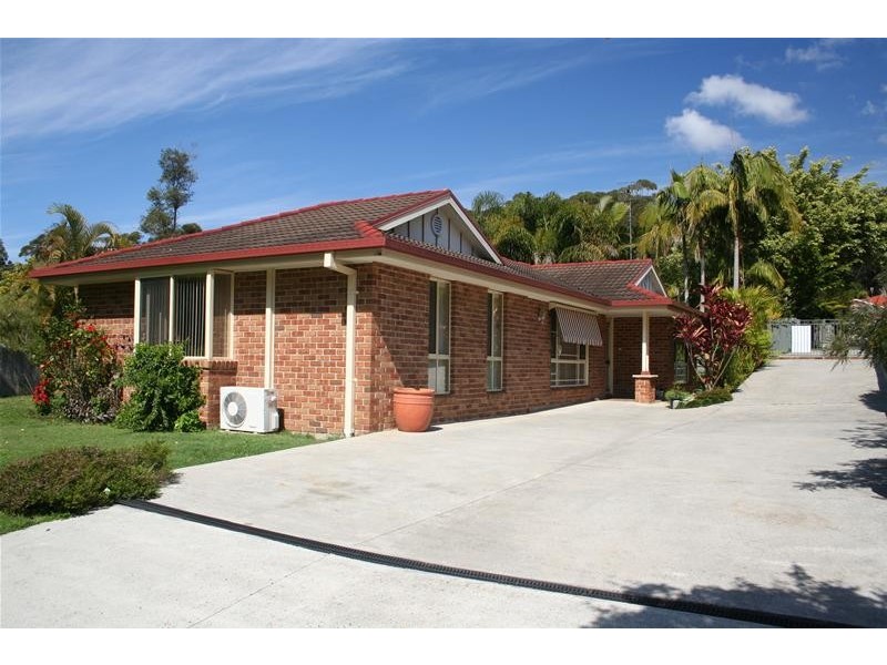 16a Elouera Place, Laurieton NSW 2443