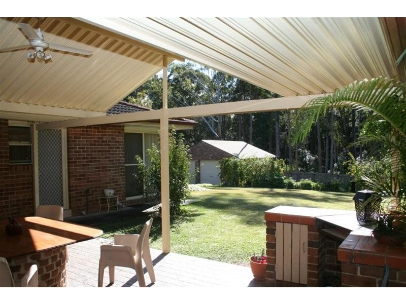 16a Elouera Place, Laurieton NSW 2443