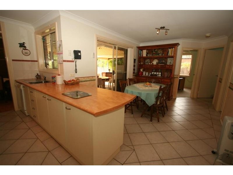 16a Elouera Place, Laurieton NSW 2443