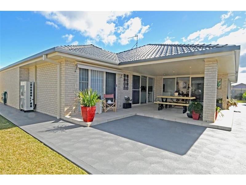 10 Northwind Crescent, Bonny Hills NSW 2445