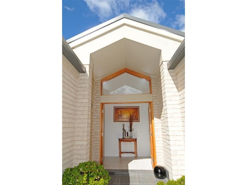 10 Northwind Crescent, Bonny Hills NSW 2445