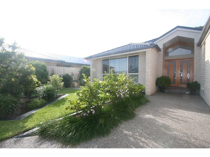 10 Northwind Crescent, Bonny Hills NSW 2445