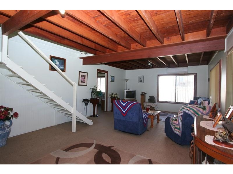 3 Boodgery Street, Lake Cathie NSW 2445