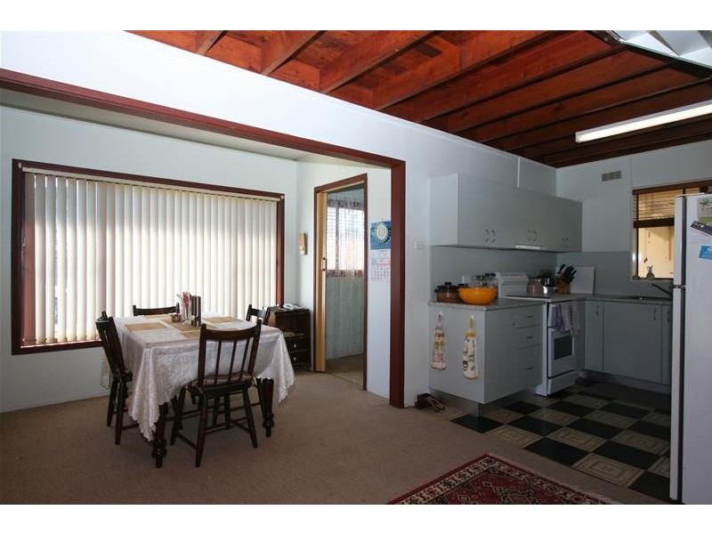 3 Boodgery Street, Lake Cathie NSW 2445