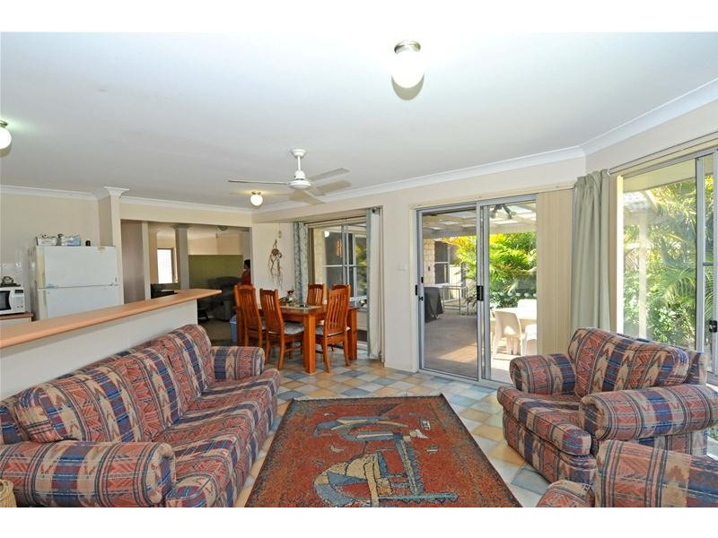 24 Prince of Wales Drive, Dunbogan NSW 2443