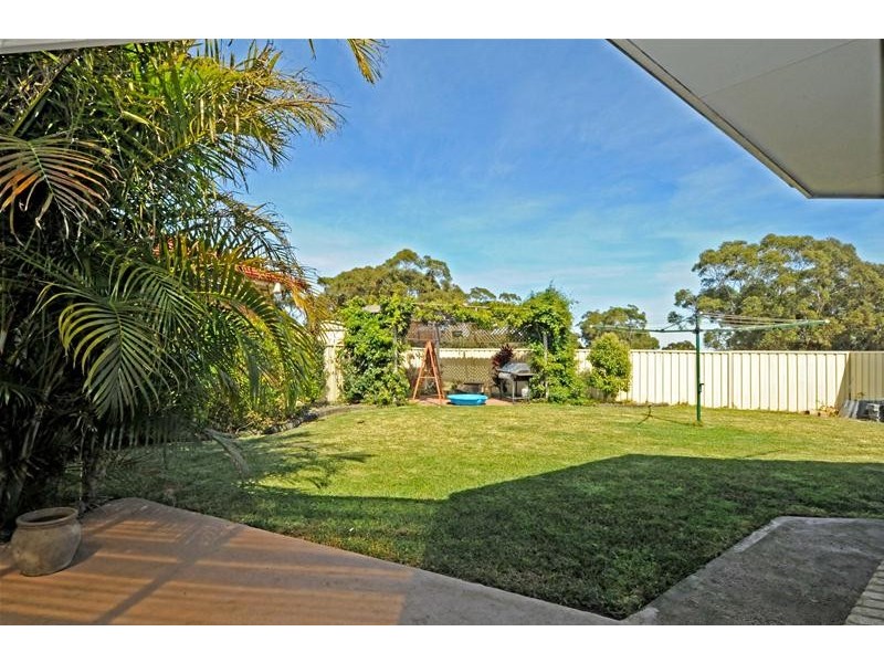 24 Prince of Wales Drive, Dunbogan NSW 2443