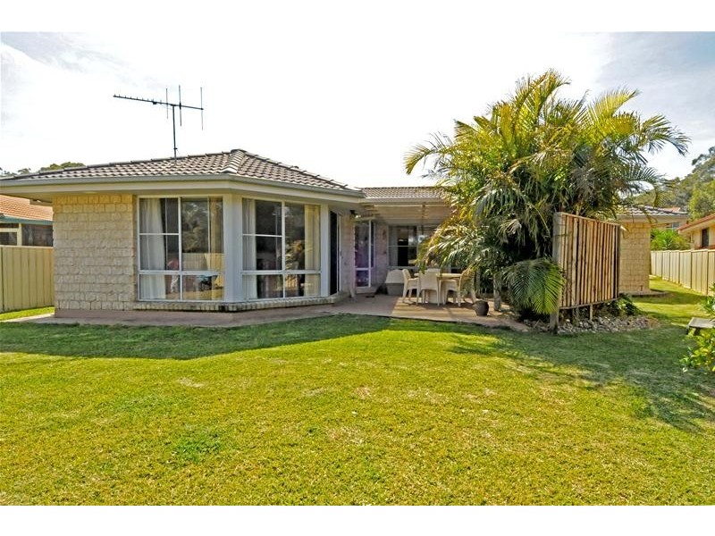 24 Prince of Wales Drive, Dunbogan NSW 2443