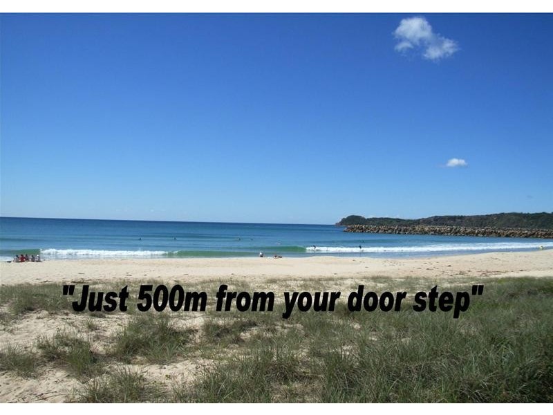 8 David Campbell Street, North Haven NSW 2443