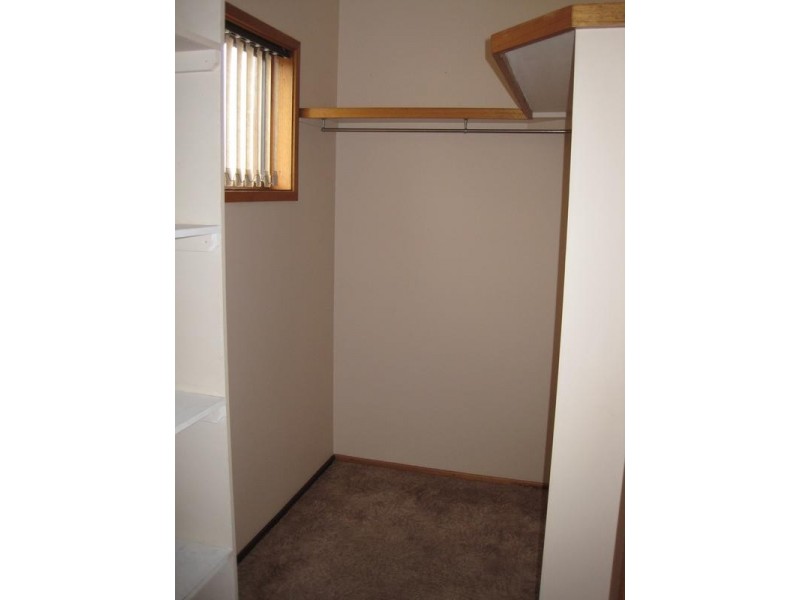 2/8 Murson Crescent, North Haven NSW 2443