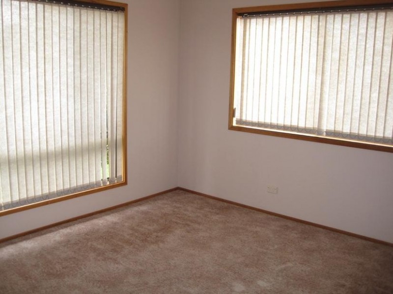 2/8 Murson Crescent, North Haven NSW 2443