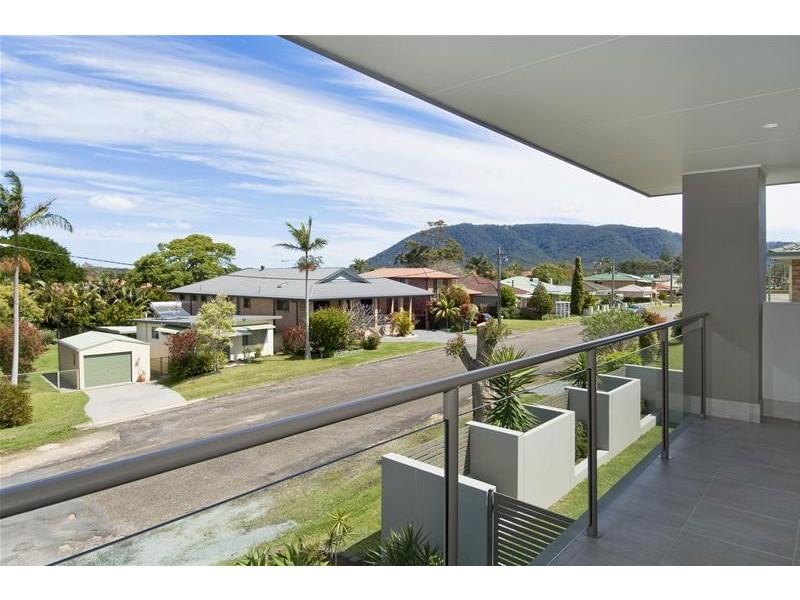 16 Rowley Street, North Haven NSW 2443