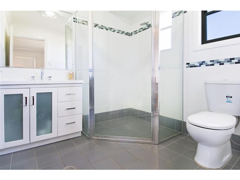 16 Rowley Street, North Haven NSW 2443