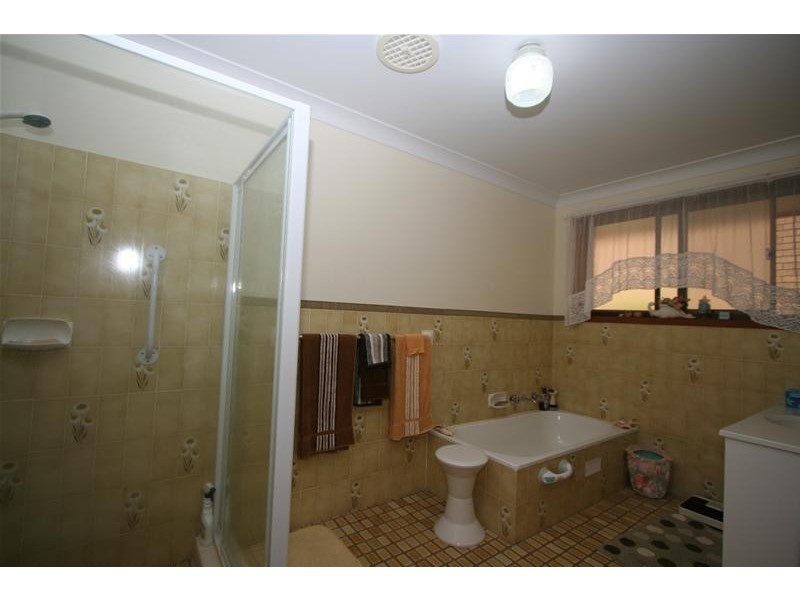 6 Bayside Avenue, North Haven NSW 2443