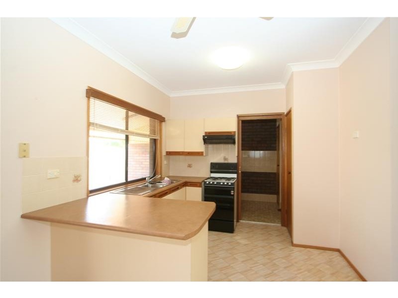 2/8 Murson Crescent, North Haven NSW 2443