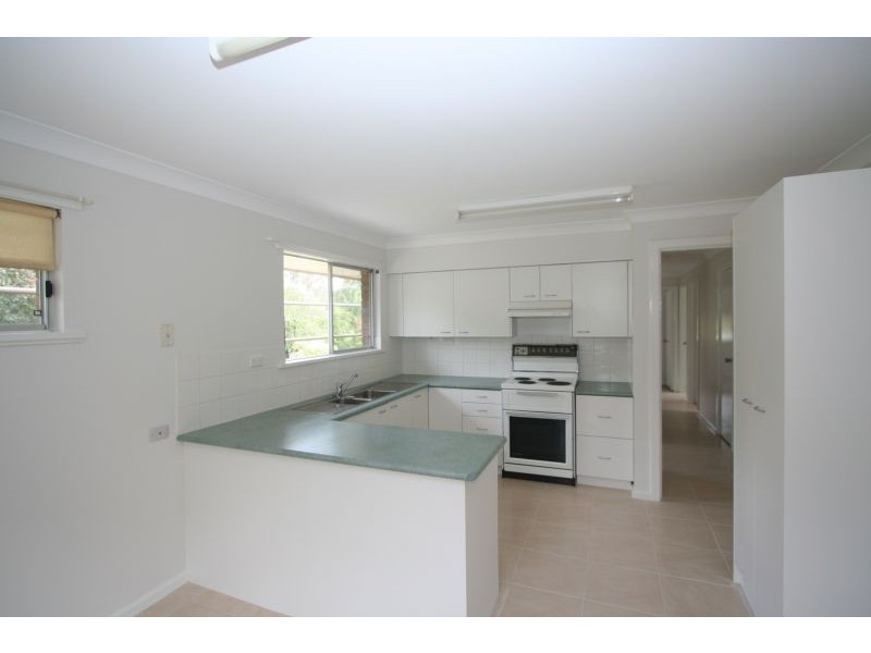 2 Lake Street, Laurieton NSW 2443