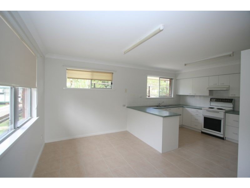 2 Lake Street, Laurieton NSW 2443