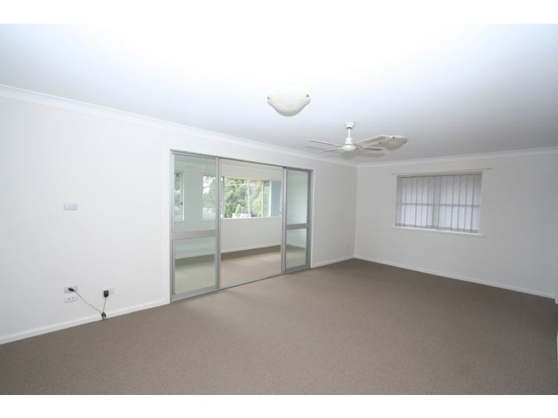 2 Lake Street, Laurieton NSW 2443