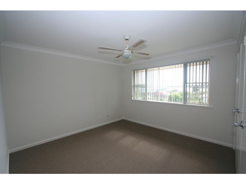 2 Lake Street, Laurieton NSW 2443
