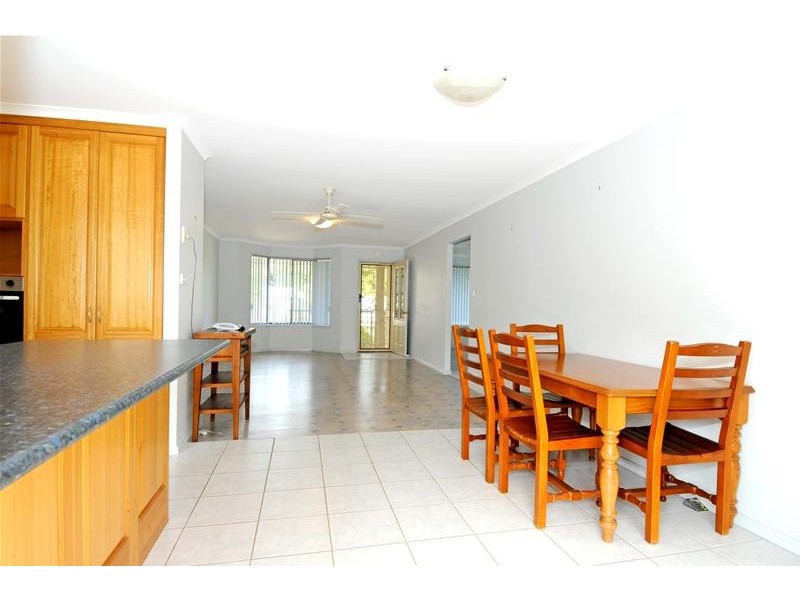 2/105 The Parade, North Haven NSW 2443