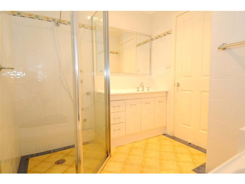 2/105 The Parade, North Haven NSW 2443