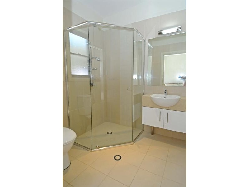 2/615 Ocean Drive, North Haven NSW 2443