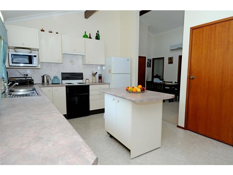 24 Bayside Avenue, North Haven NSW 2443