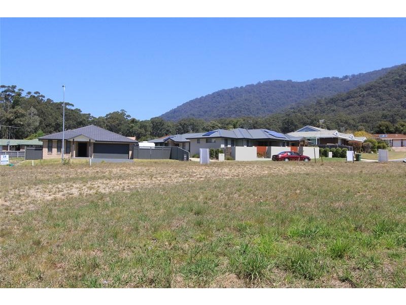 11 Investigator Way, Laurieton NSW 2443