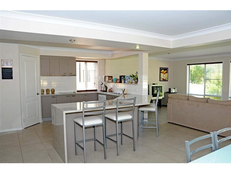 10 Prince of Wales Drive, Dunbogan NSW 2443