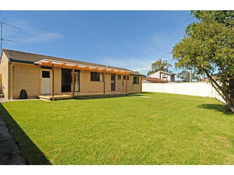 21 Banks Street, Laurieton NSW 2443
