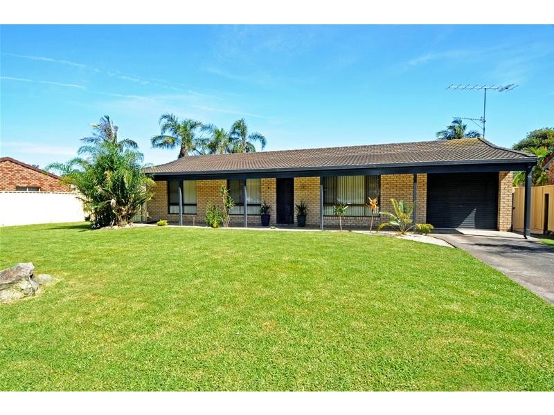 21 Banks Street, Laurieton NSW 2443