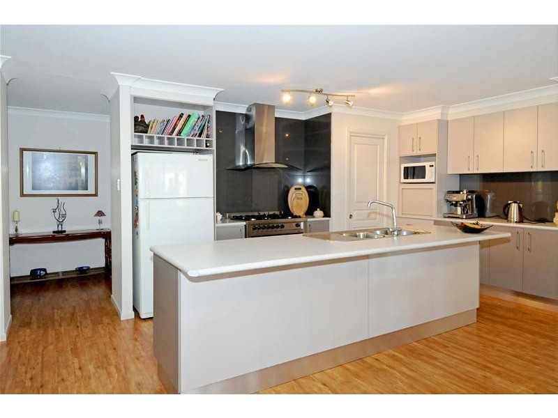 3 Candlebark Court, Laurieton NSW 2443