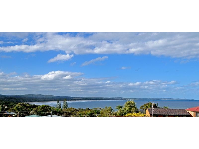 16 Seaview Street, Bonny Hills NSW 2445