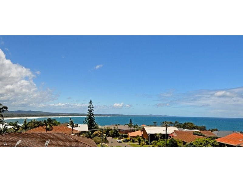 11 Banksia Avenue, Bonny Hills NSW 2445