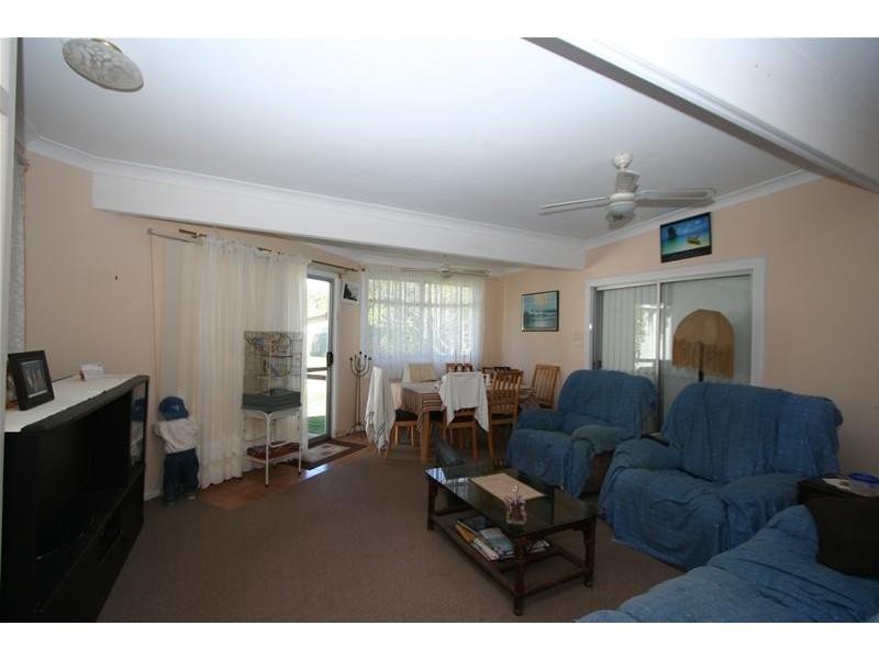 16 Eames Avenue, North Haven NSW 2443
