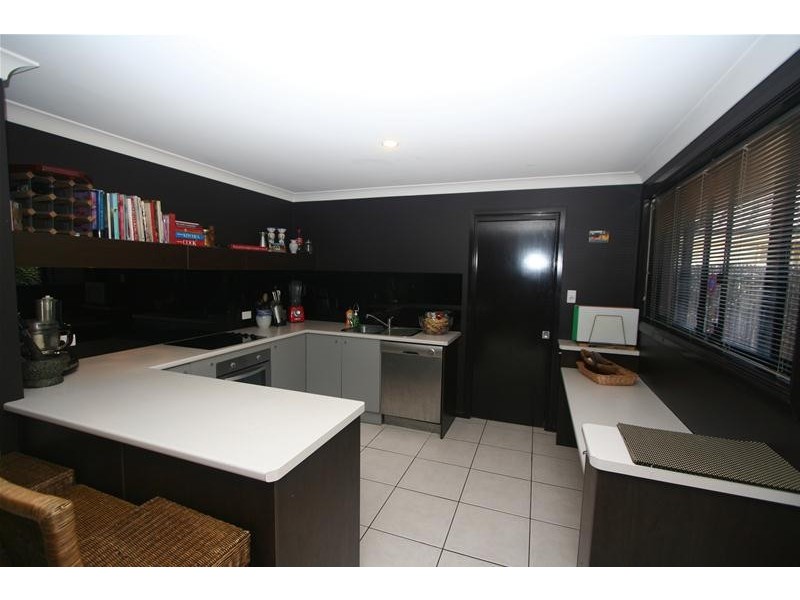 48 Explorers Way, Lake Cathie NSW 2445