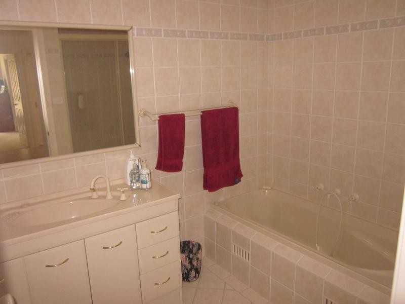 1/105 The Parade, North Haven NSW 2443