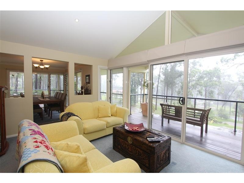 30 Lake Ridge Drive, Laurieton NSW 2443