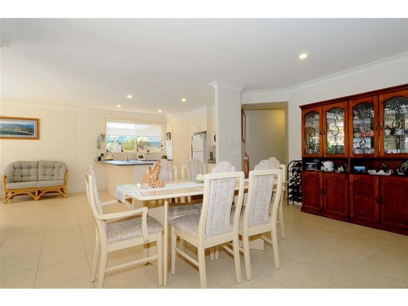 16 Alexander Close, Dunbogan NSW 2443