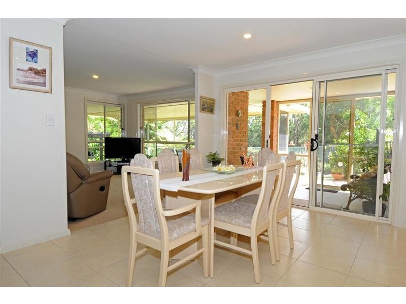 16 Alexander Close, Dunbogan NSW 2443